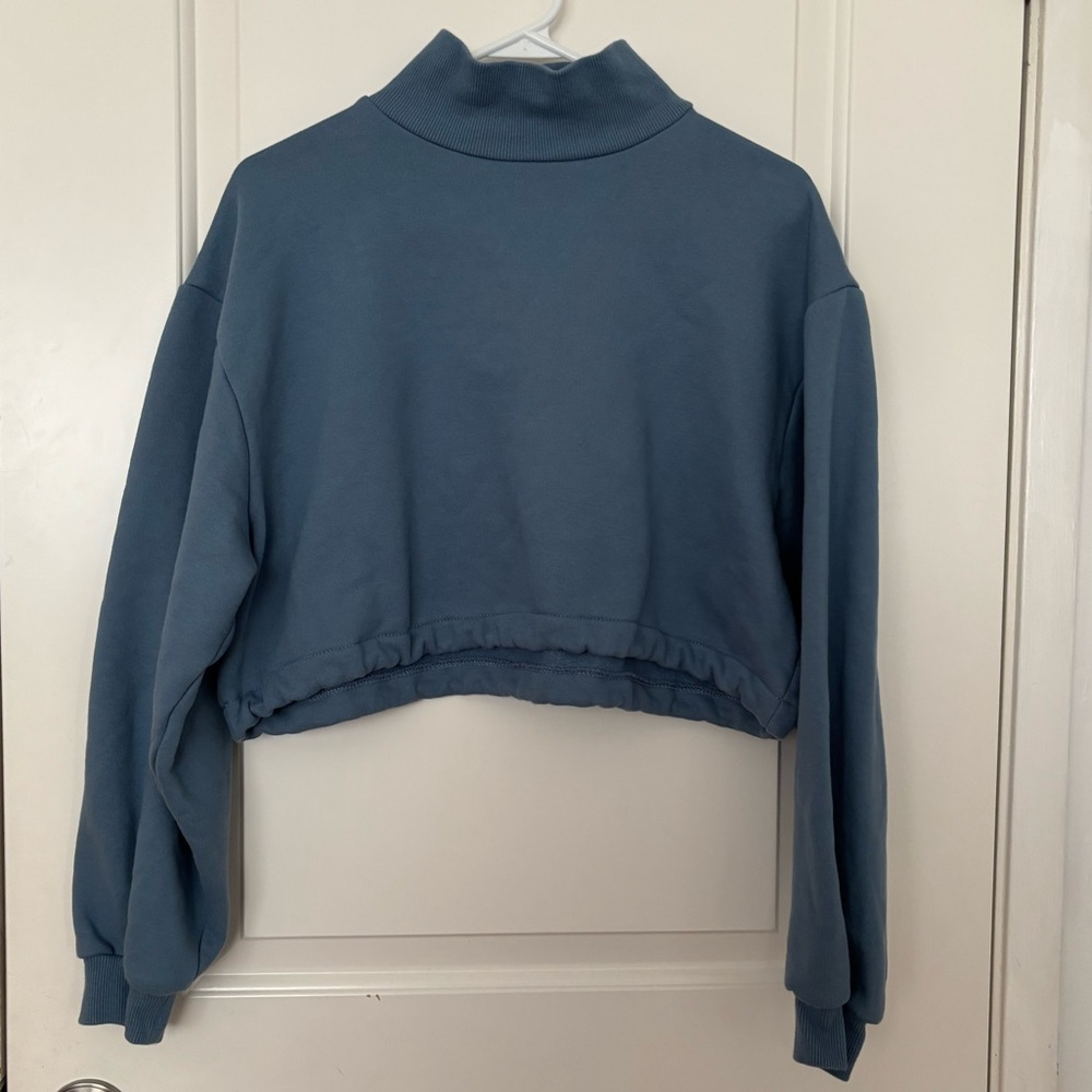 Oak + Fort High Neck Sweatshirt Cropped Blue Size Medium